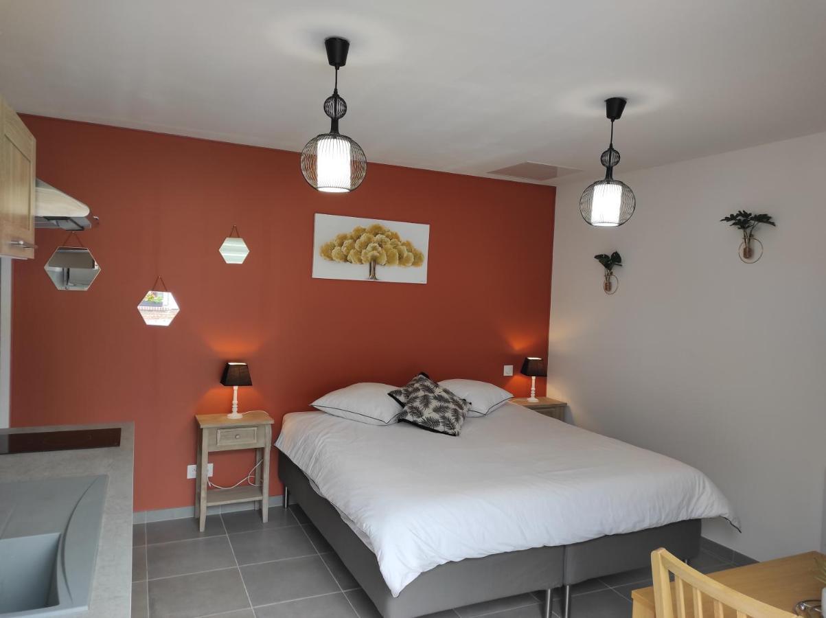 Studio Les Chambres De La Source - Tadorne Sancourt  外观 照片